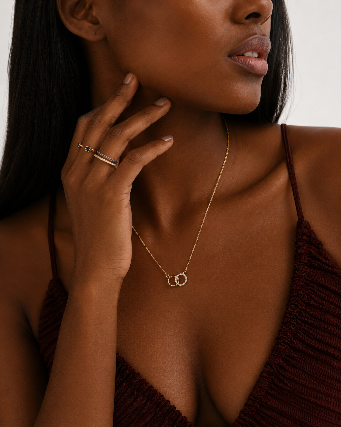 Diamond Intertwined Circle Necklace 10K Solid Gold