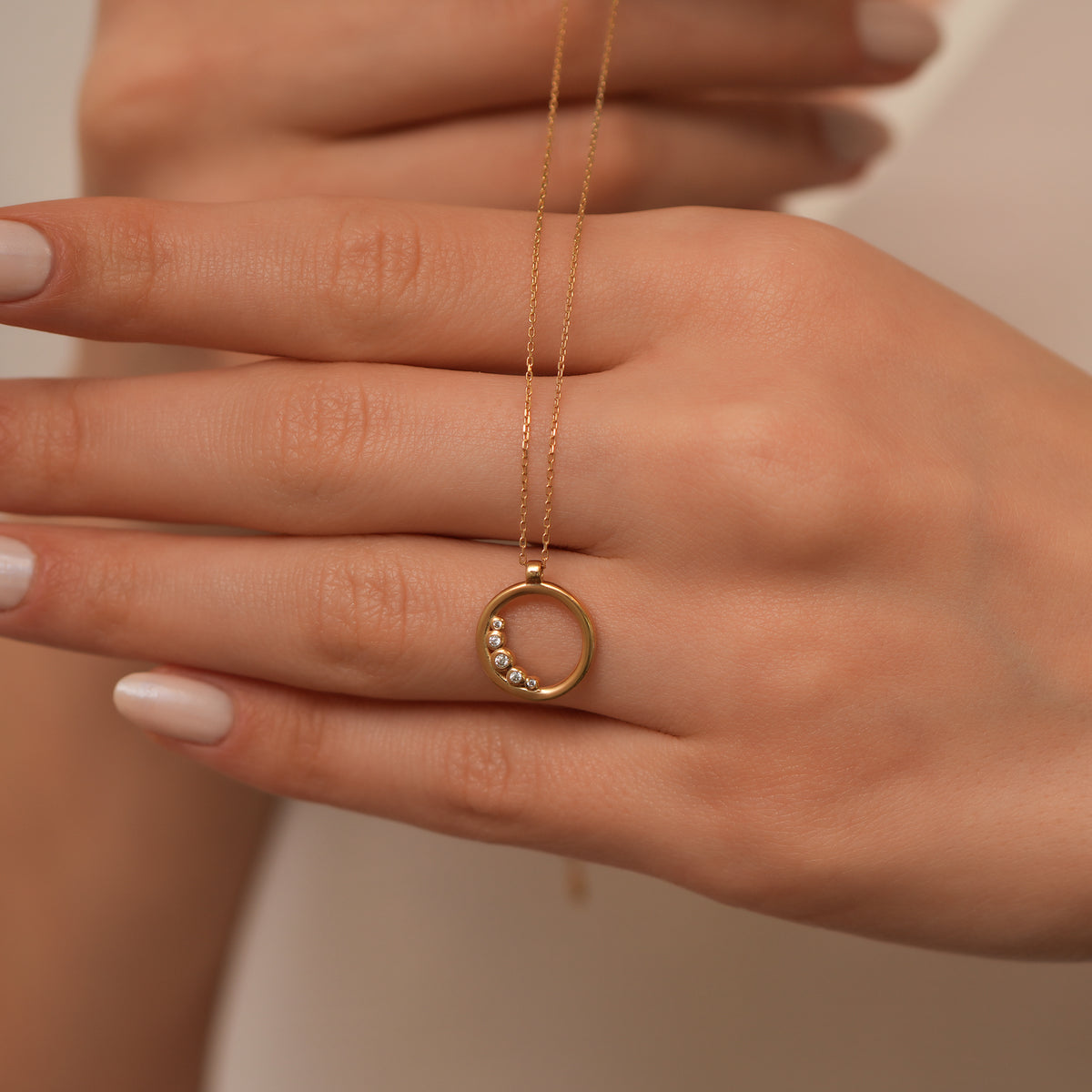 14K Gold Open Circle Necklace, Graduated Lab Diamond Ring Pendant, Journey Circle Charm, Gift for Her
