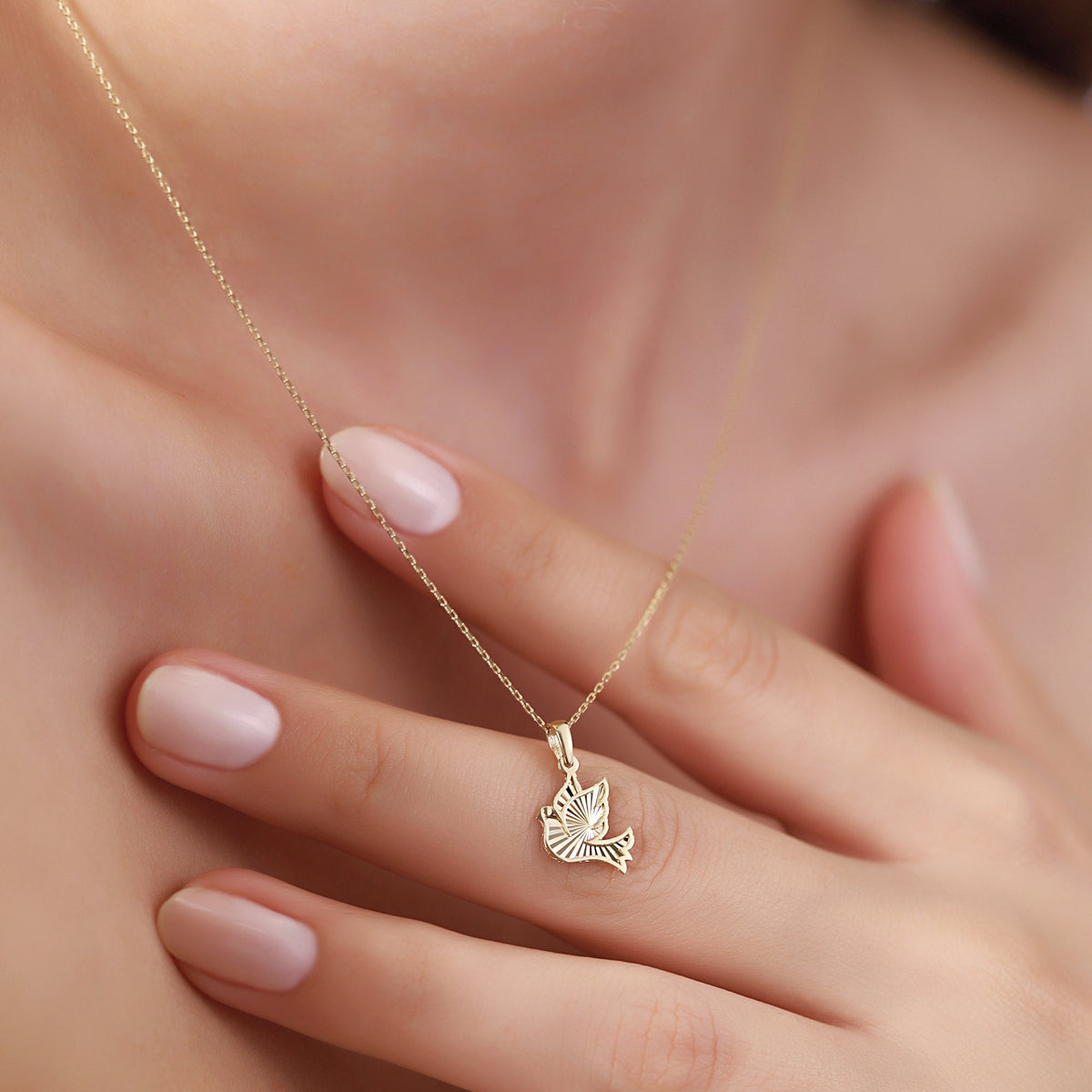 14K Gold Dove Necklace, Diamond Cut Peace Dove Pendant, Symbolic Bird Charm, Dainty Faith Jewelry, Gift for Her