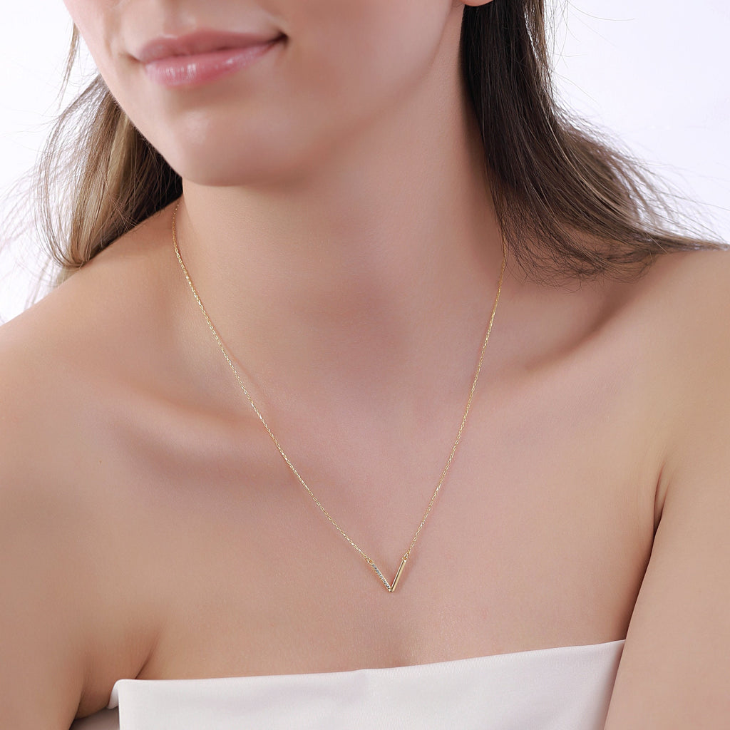 18K Gold Vermeil Diamond Necklace, Initial V Necklace, Zircon Letter Pendant, Dainty Personalized Necklace, Gift for Her