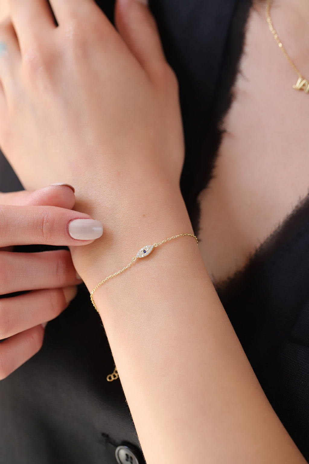 14K Gold Evil Eye Bracelet, Pave Lab Diamond Sapphire Eye Chain Bracelet, Protection Symbol Jewelry, Delicate Everyday Bracelet
