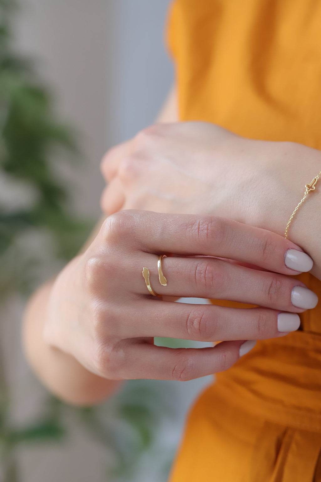 14K Gold Hug Ring, Self Love Hands Wrap Ring, Embrace Open Ring, Sculptural Statement Ring, Gift for Her