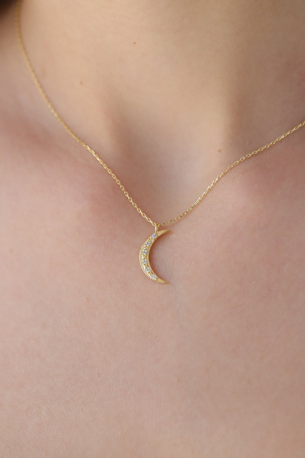 14K Gold Crescent Moon Necklace, Lab Diamond Pave Moon Pendant, Celestial Charm, Dainty Gift for Her