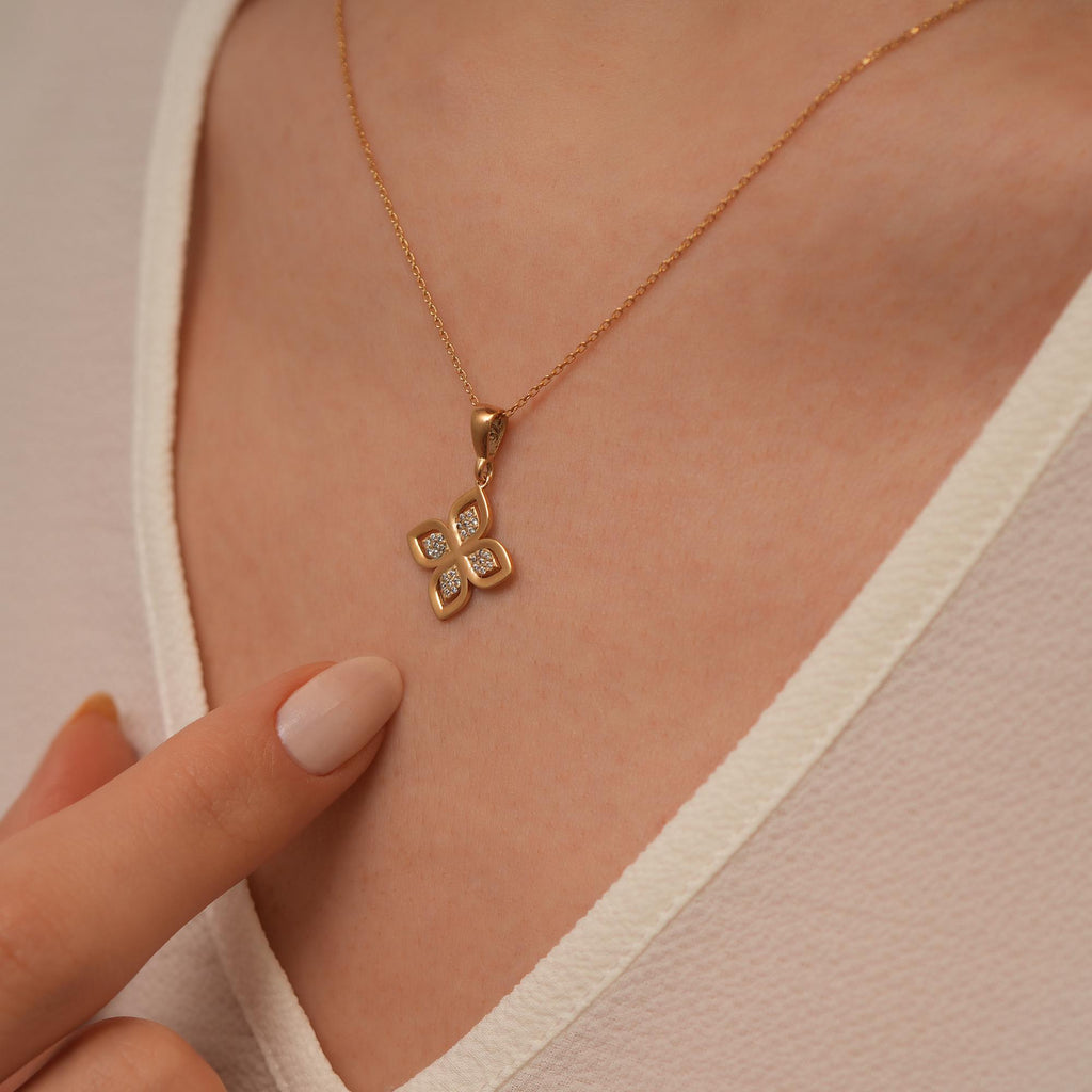 14K Gold Lab Diamond Flower Necklace, Four Petal Clover Pendant, Sparkling Floral Charm, Gift for Her