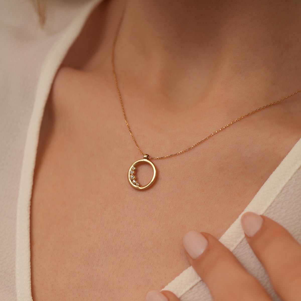 14K Gold Open Circle Necklace, Graduated Lab Diamond Ring Pendant, Journey Circle Charm, Gift for Her