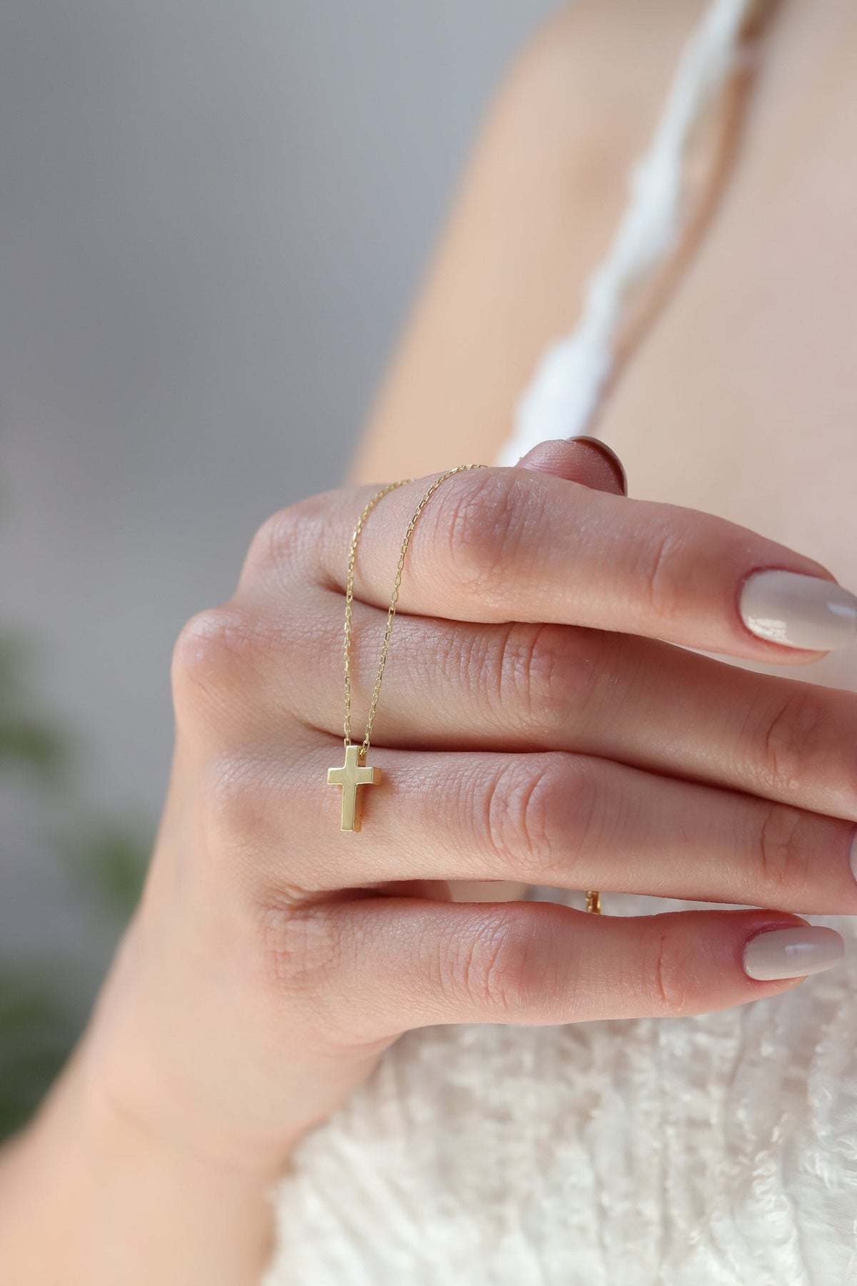 14K Gold Cross Necklace, Classic Solid Cross Pendant, Minimalist Faith Charm, Gift for Her