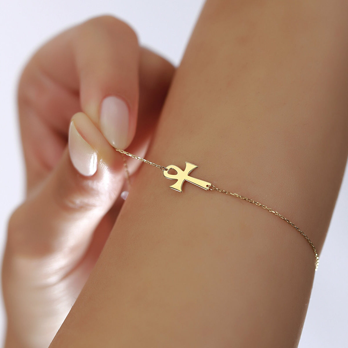 14K Gold Cross Bracelet, Delicate Chain Bracelet with Cross Charm, Minimalist Faith Bracelet, Dainty Layering Jewelry