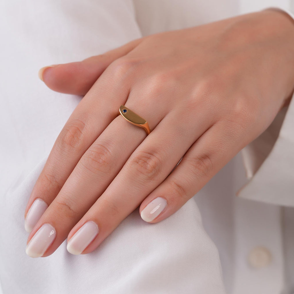 14K Gold Star Signet Ring, Blue Sapphire Accent Ring, Modern Flat Top Ring, Unisex Signet Style, Gift for Her