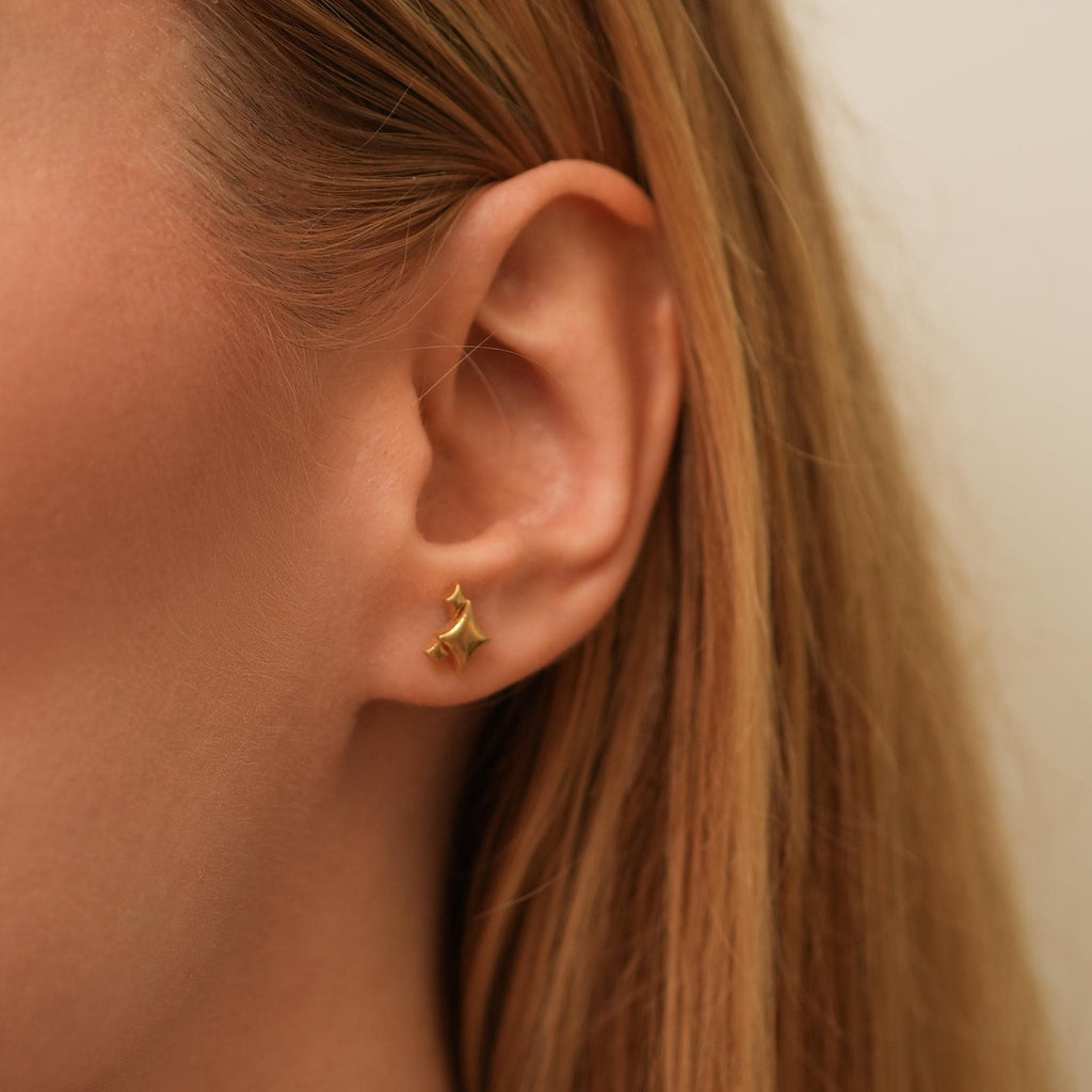 14K Gold Star Stud Earrings, Double Sparkle Compass Earrings, Celestial Statement Studs, Modern Everyday Jewelry, Gift for Her