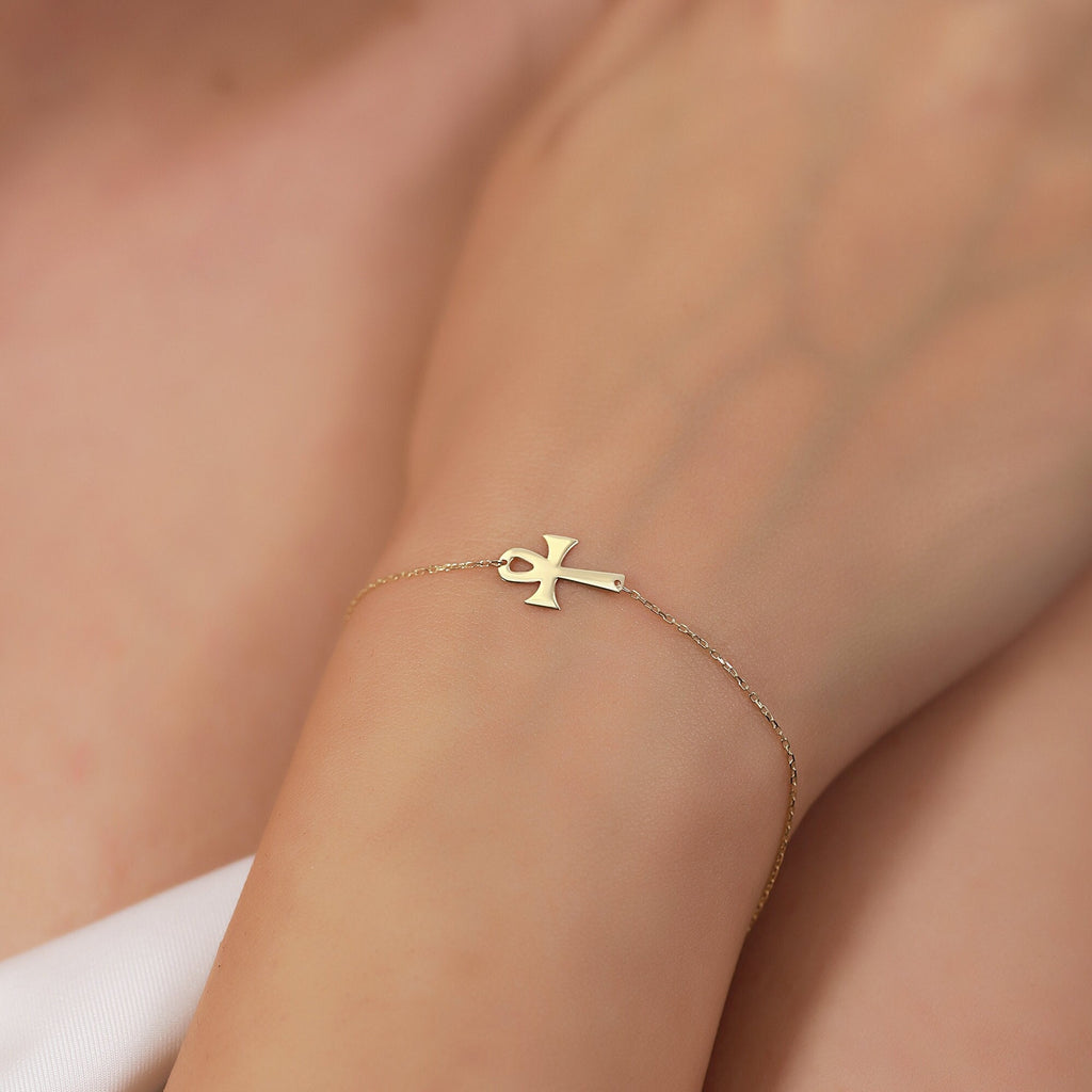 14K Gold Cross Bracelet, Delicate Chain Bracelet with Cross Charm, Minimalist Faith Bracelet, Dainty Layering Jewelry