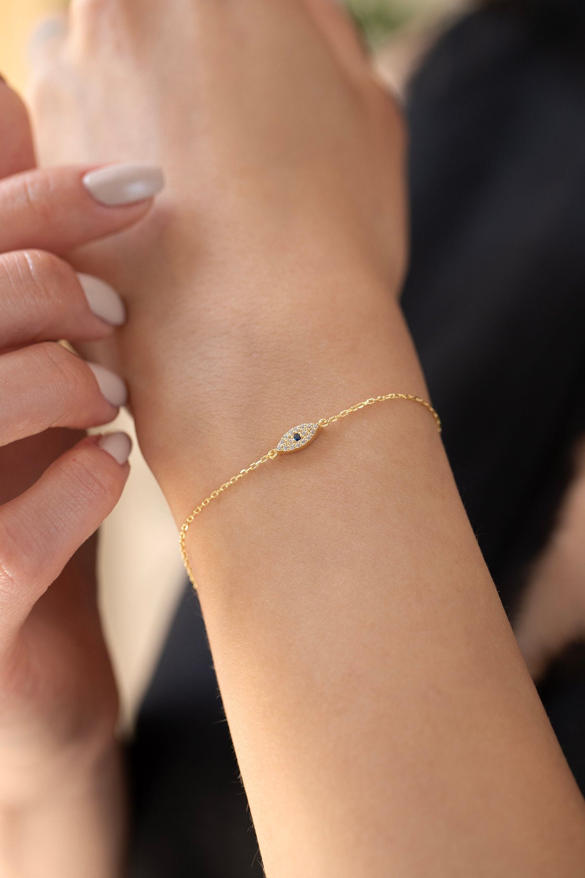 14K Gold Evil Eye Bracelet, Pave Lab Diamond Sapphire Eye Chain Bracelet, Protection Symbol Jewelry, Delicate Everyday Bracelet