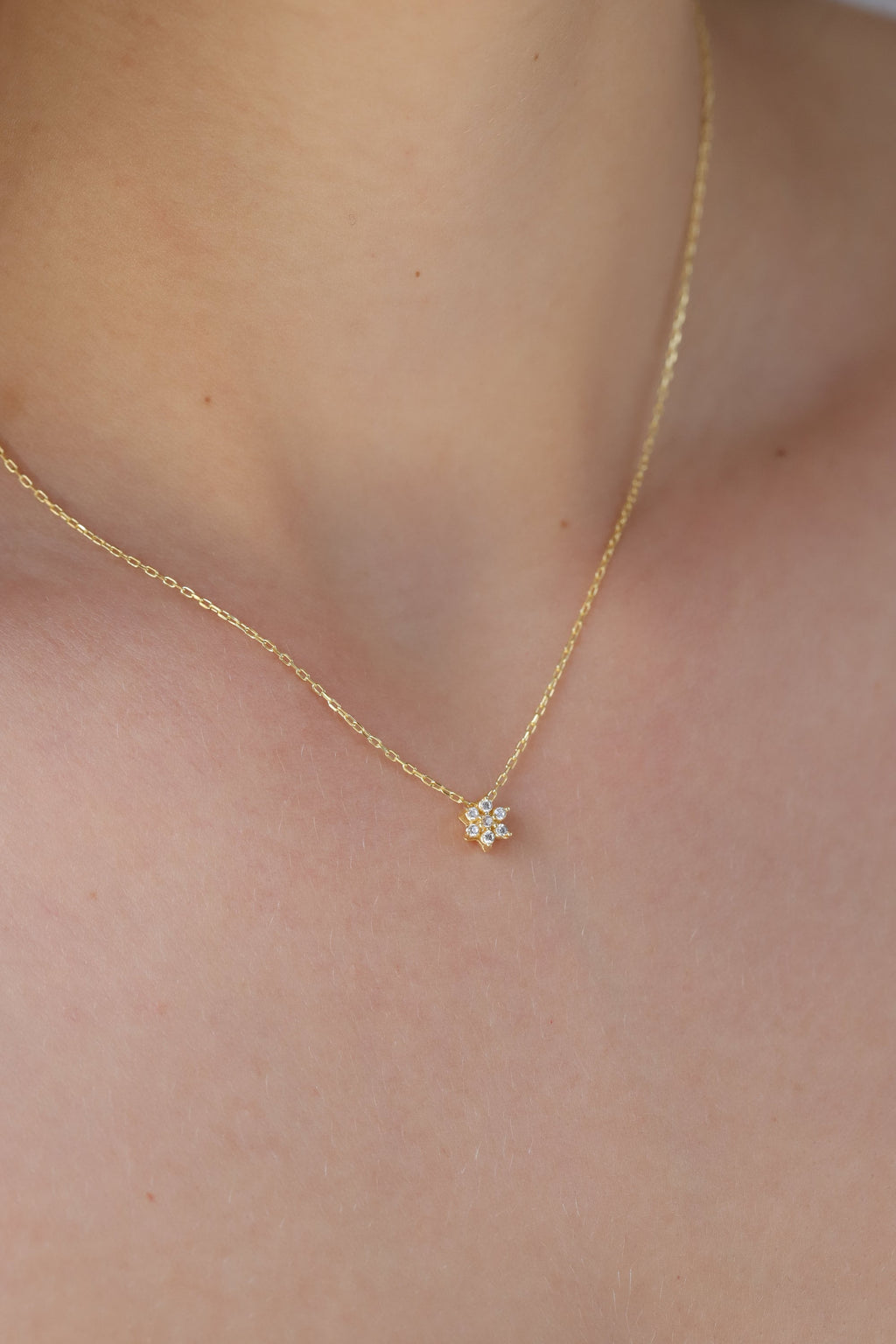 14K Gold Lab Diamond Flower Necklace, Cluster Flower Pendant, Delicate Floral Charm, Gift for Her