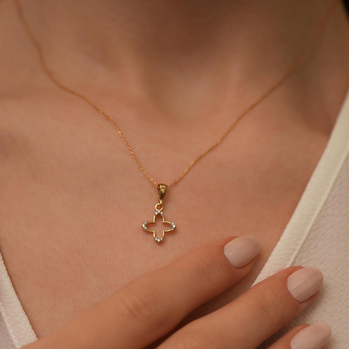 14K Gold Open Clover Necklace, Lab Diamond Accent Four Petal Pendant, Delicate Floral Charm, Gift for Her
