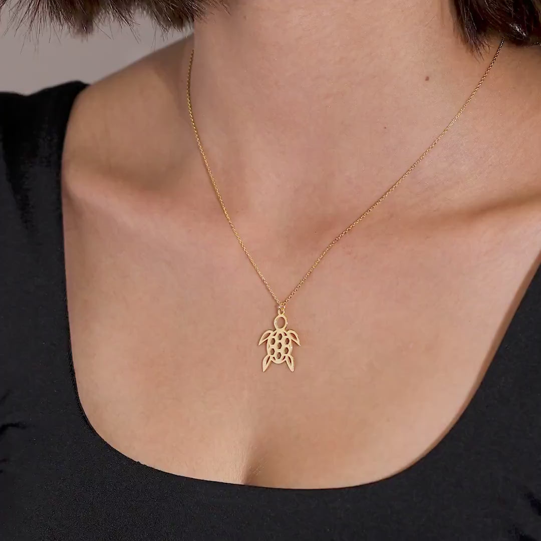 18K Gold Vermeil Turtle Pendant Necklace | Sea Life Charm